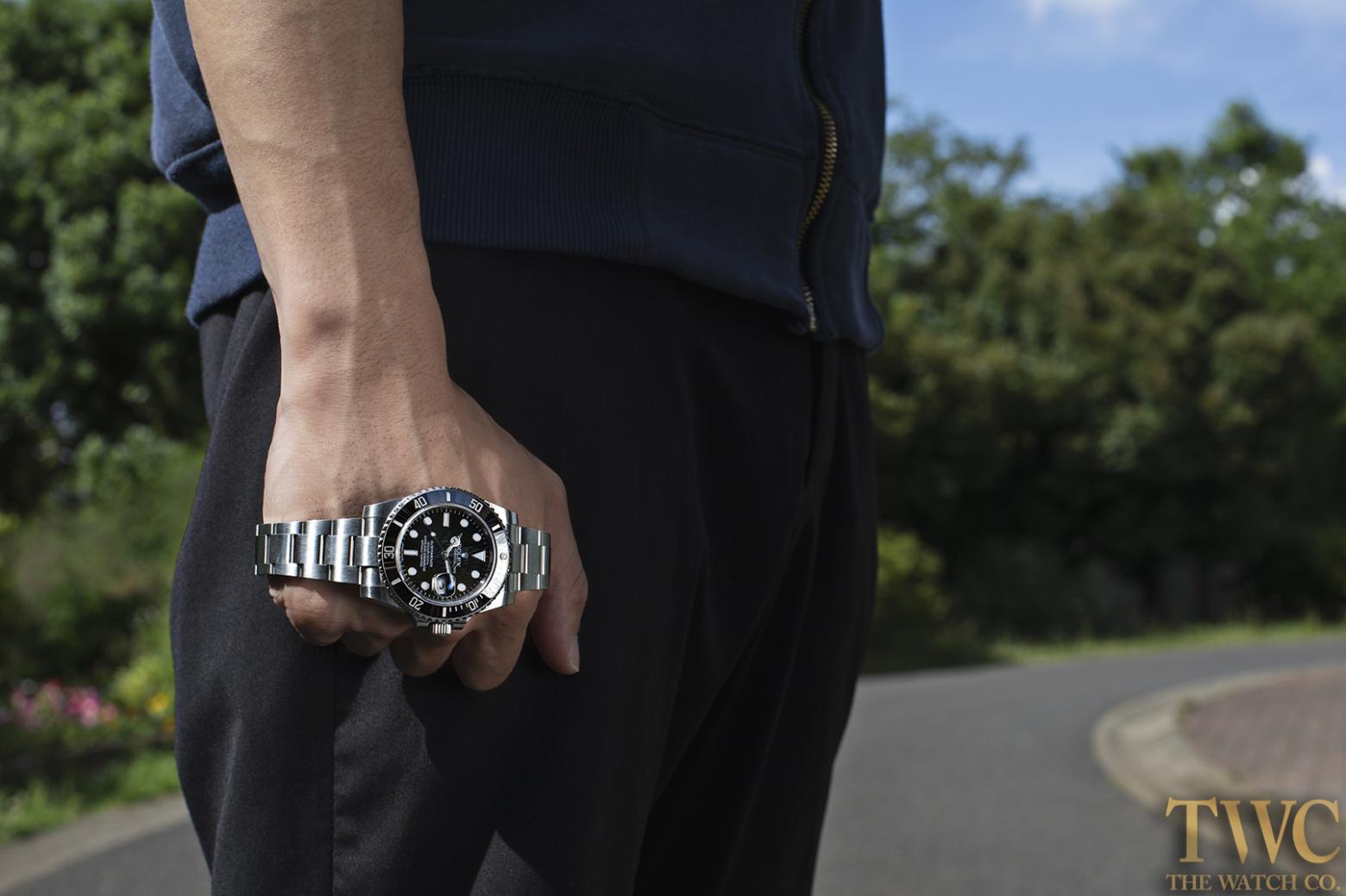 A Review Of Rolex Submariner Black 116610LN - The Watch Company